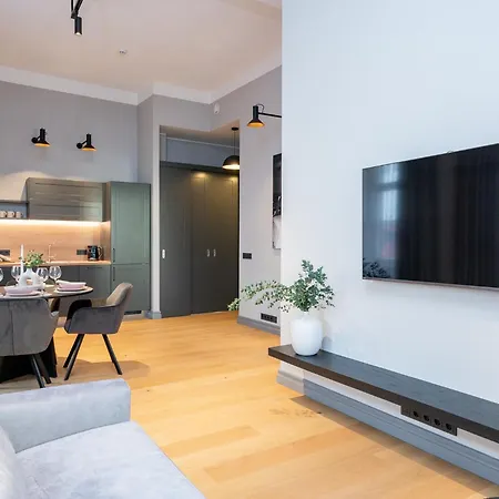 Belhome Lutsu In Old Town Tartu