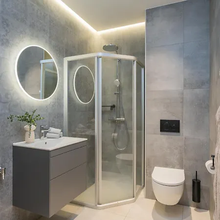 Apartment Belhome Lutsu In Old Town