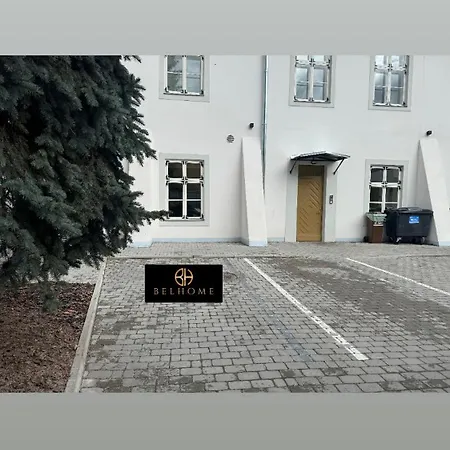 Apartment Belhome Lutsu In Old Town