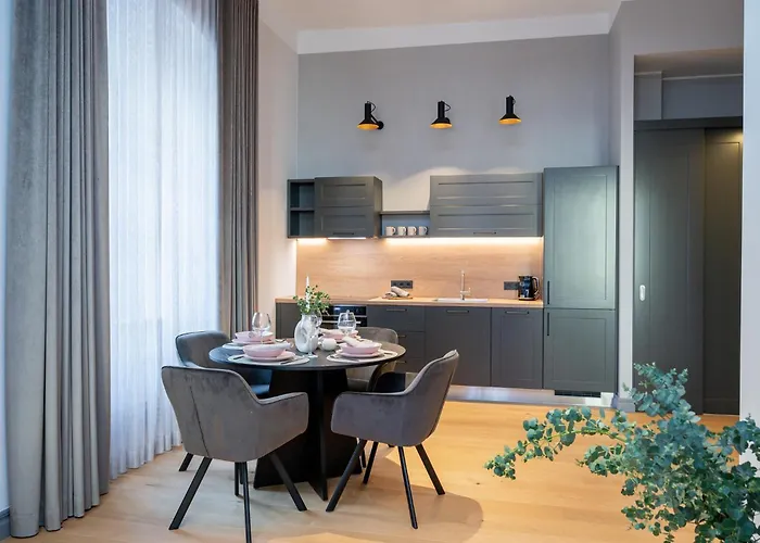 Belhome Lutsu In Old Town * Tartu